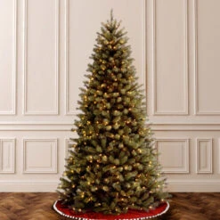 Christmas Central 6.5’ Pre-lit North Valley Spruce Artificial Christmas Tree, Clear Lights -Northlight Shop dnat nrv7 300 65 4 55368.1670489775