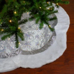 Northlight 60" Iridescent Sequined White And Silver Christmas Tree Skirt With Faux Fur Trim 6 Northlight 60" Iridescent Sequined White And Silver Christmas Tree Skirt With Faux Fur Trim -Northlight Shop northlight l27928 3 00530.1588355206